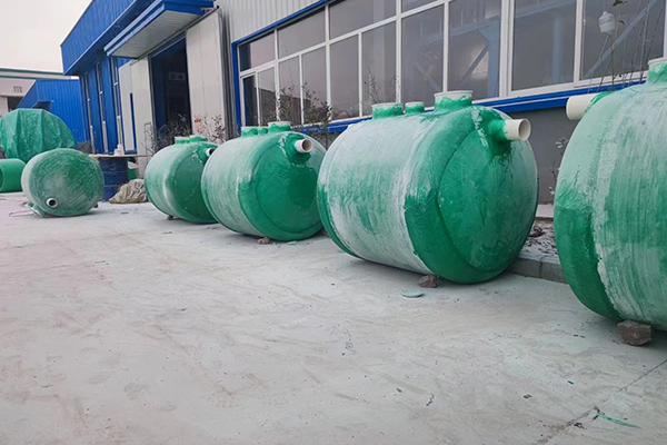 玻璃鋼化糞池對于農(nóng)村廁改有哪些重要的意義 玻璃鋼化糞池對于農(nóng)村廁改有哪些重要的意義